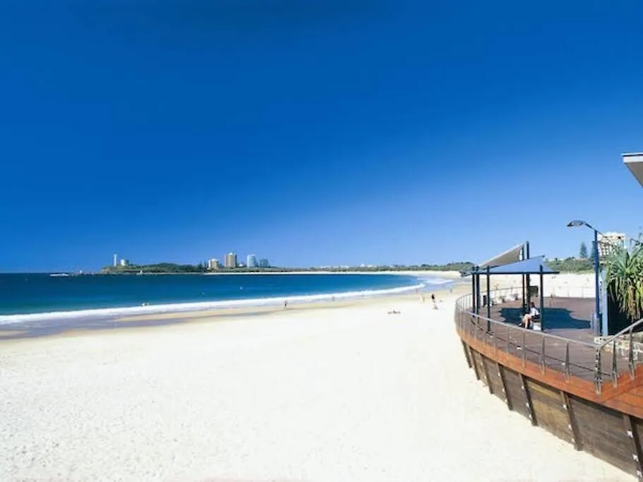 Mooloolaba Beach Apartment, Relax, Dine, Wine & Breathe The Salt Air